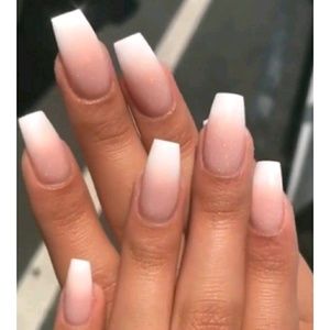 Meet your Posher, Dannyelle